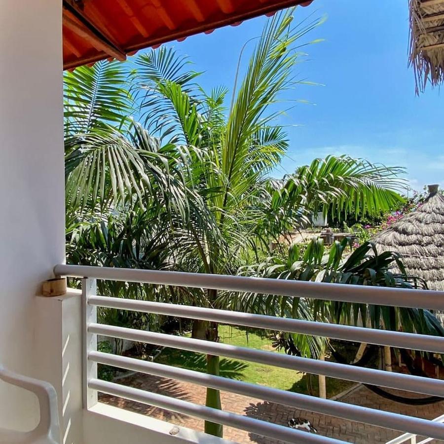 Haus Quentin Hotel Puerto López Kültér fotó