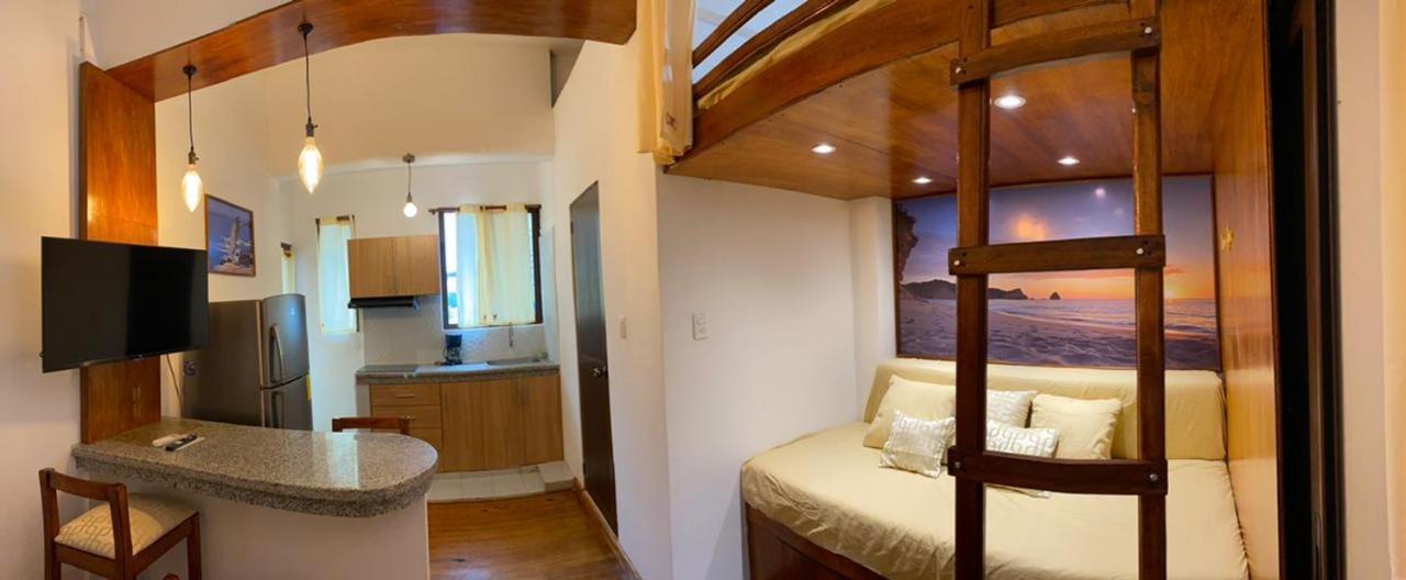 Haus Quentin Hotel Puerto López Kültér fotó