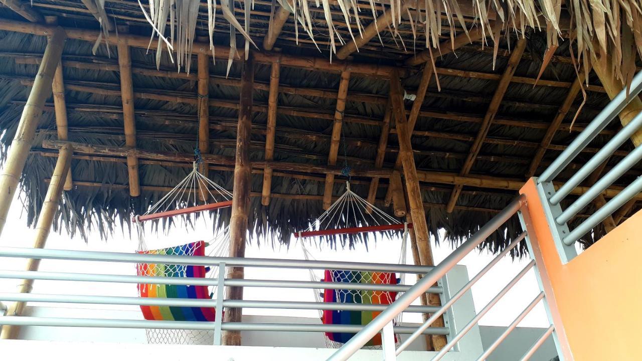 Haus Quentin Hotel Puerto López Kültér fotó
