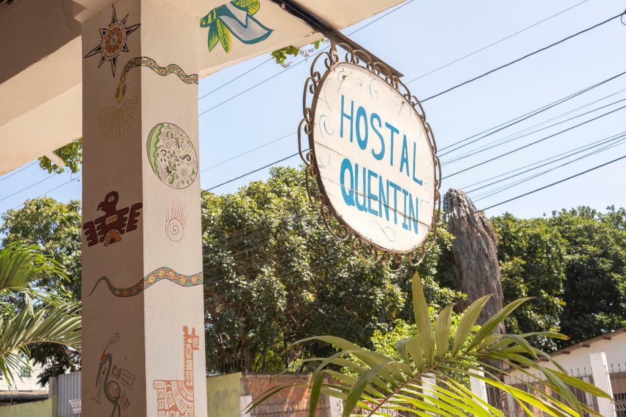 Haus Quentin Hotel Puerto López Kültér fotó